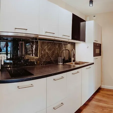 Silence Triventi Szmaragd Карпач