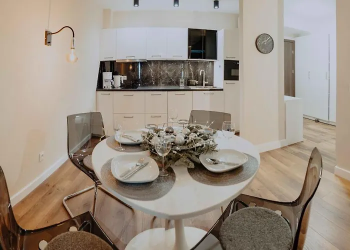 Silence Triventi Szmaragd 카르파츠